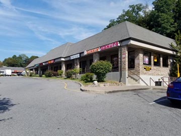 Self storage under stores at 38 Maple Croton-On-Hudson